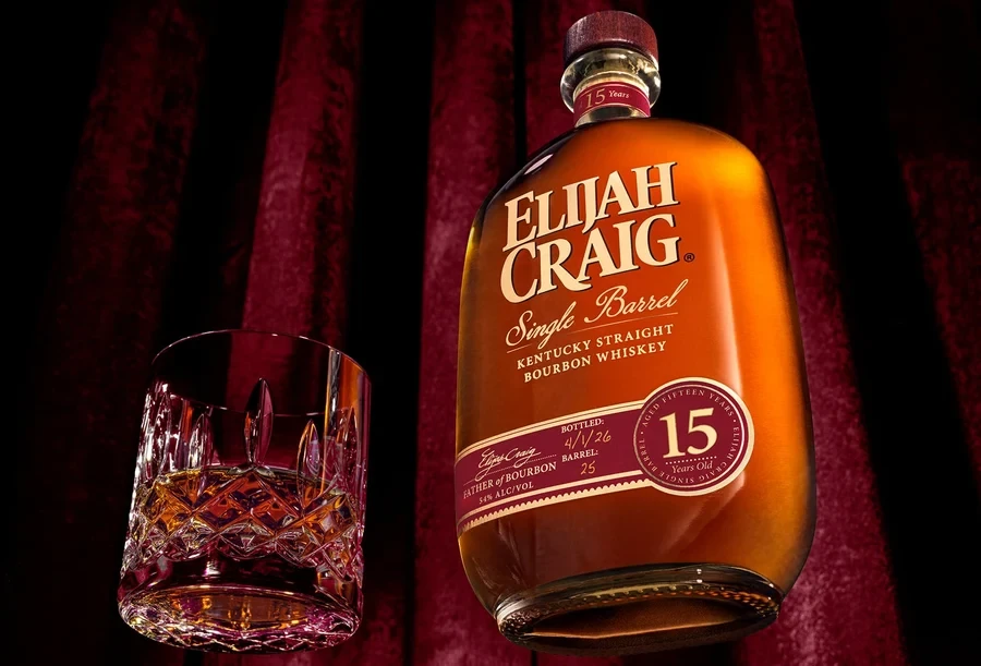 Elijah Craig bourbon bottle